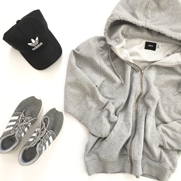 Urban Outfitters Tops - BDG Gray Zip Up Sweatshirt